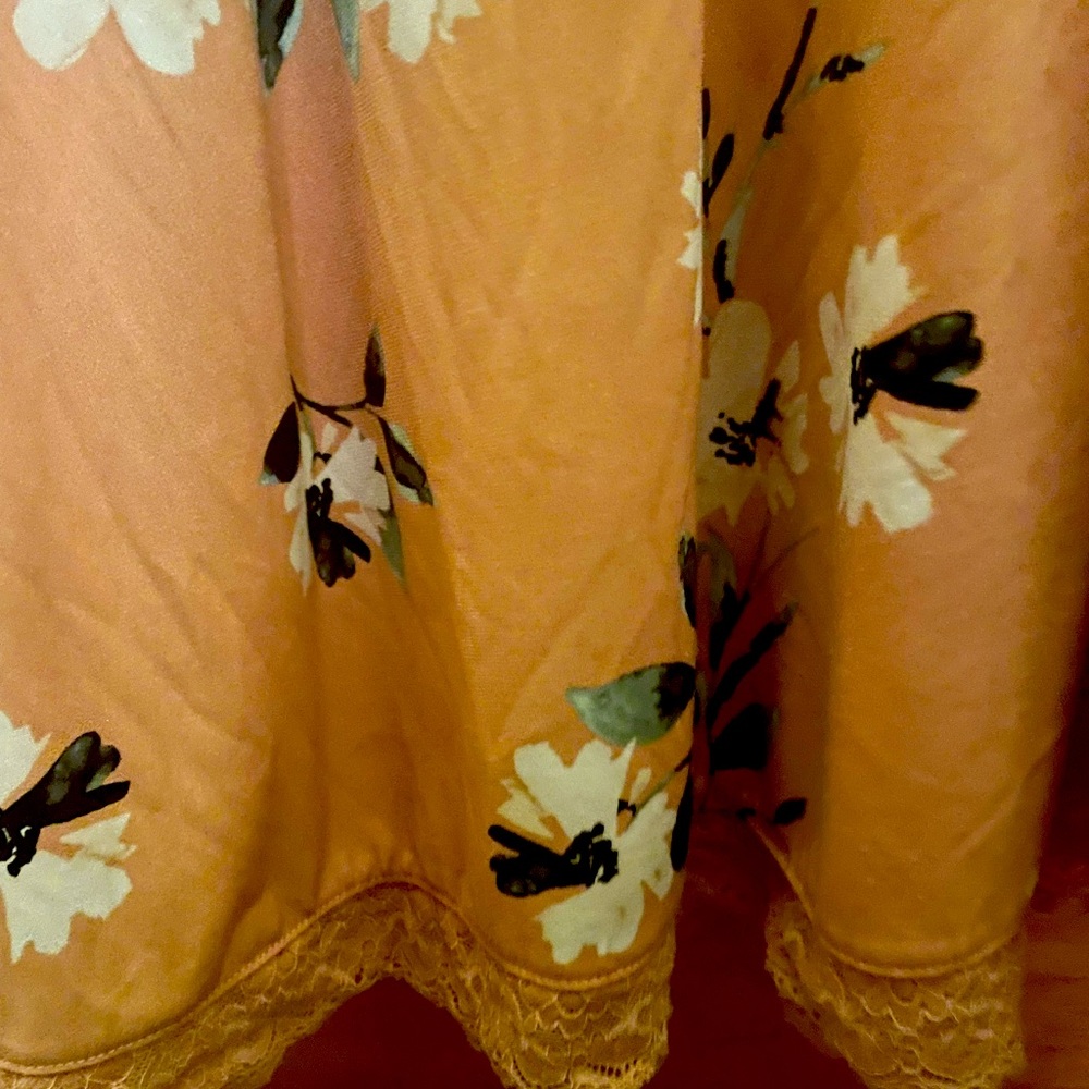 Torrid Blouse size 1 - lace details